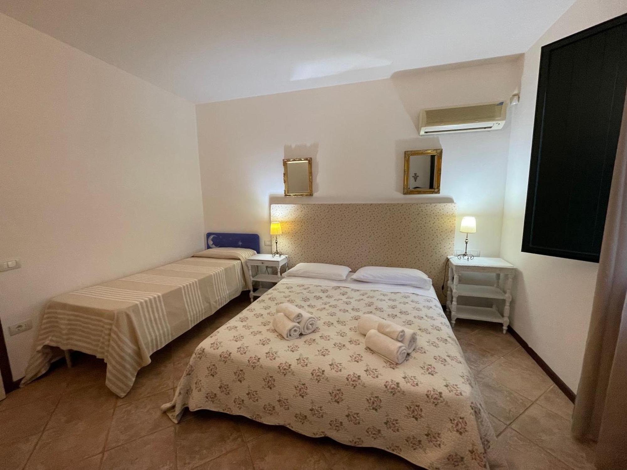 L'Orto Villa San Vero Milis Phòng bức ảnh