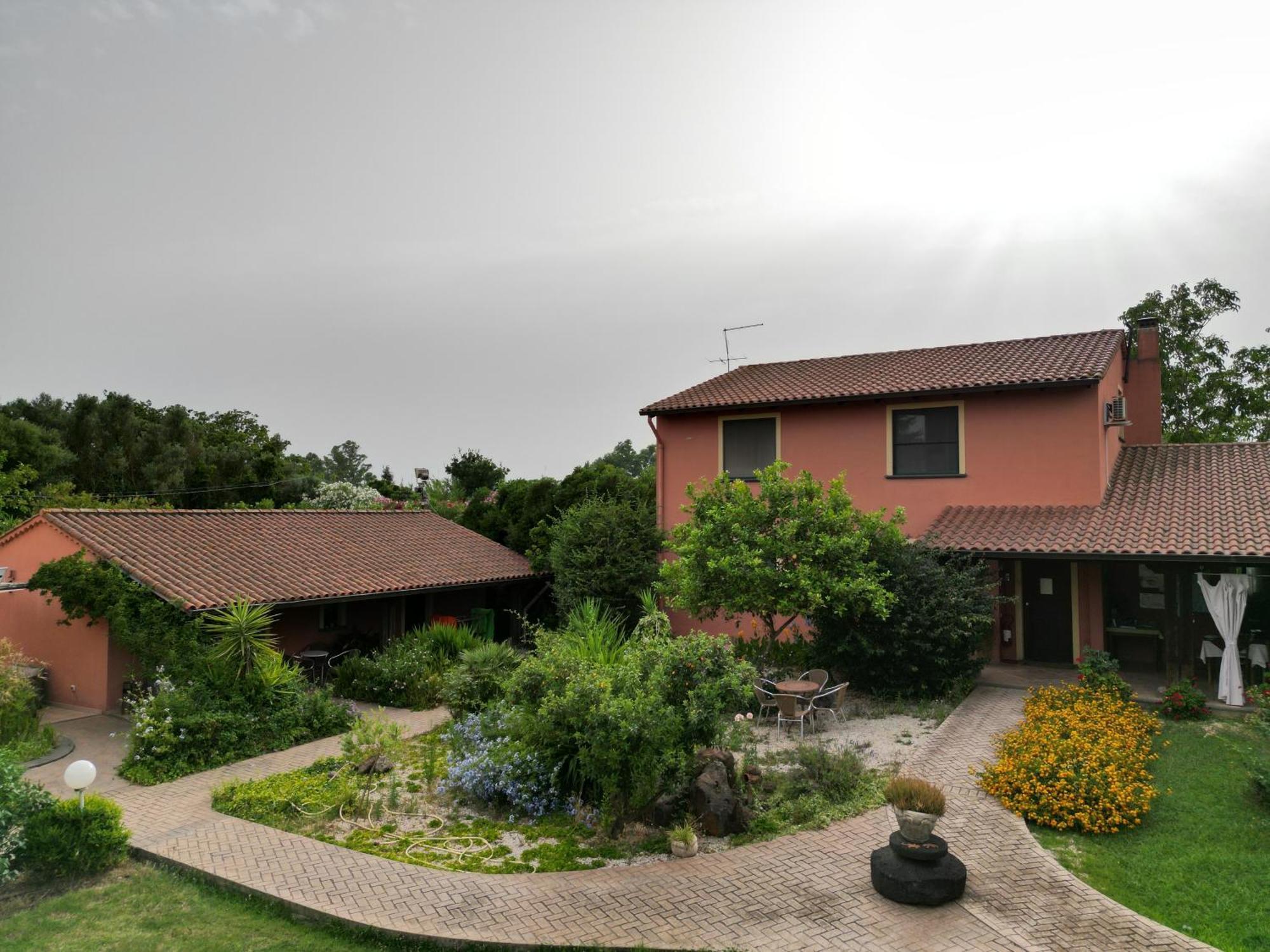 L'Orto Villa San Vero Milis Ngoại thất bức ảnh